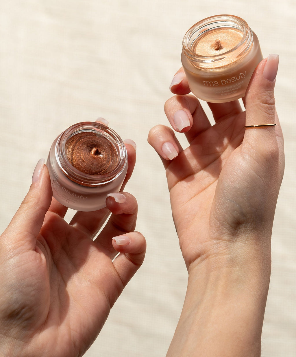 Master Radiance Base - Everyday Essential