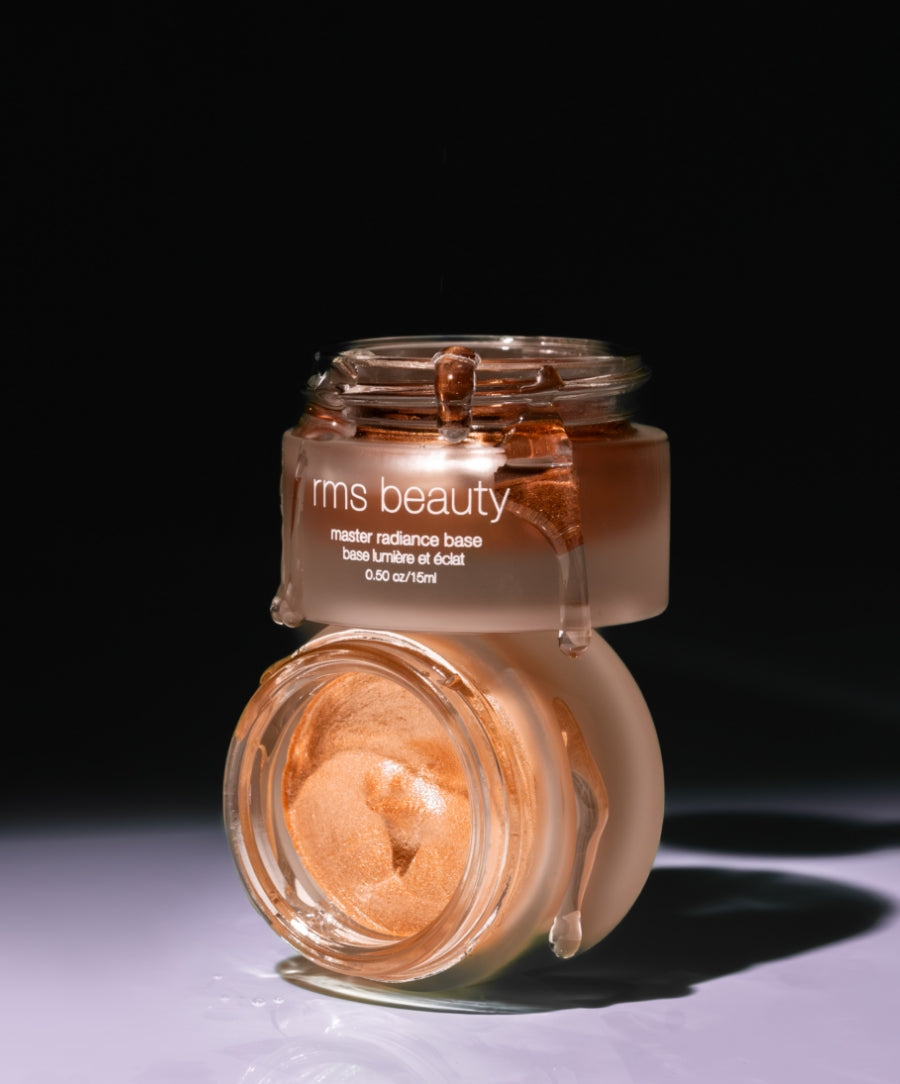 Master Radiance Base - Everyday Essential