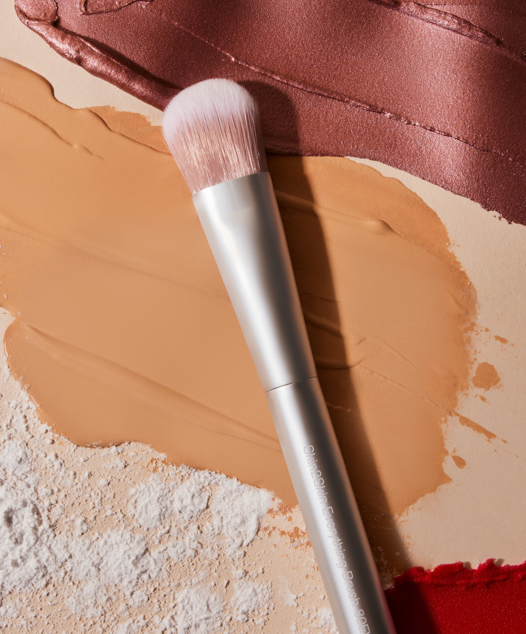 Skin2Skin Everything Brush - Everyday Beauty Essential
