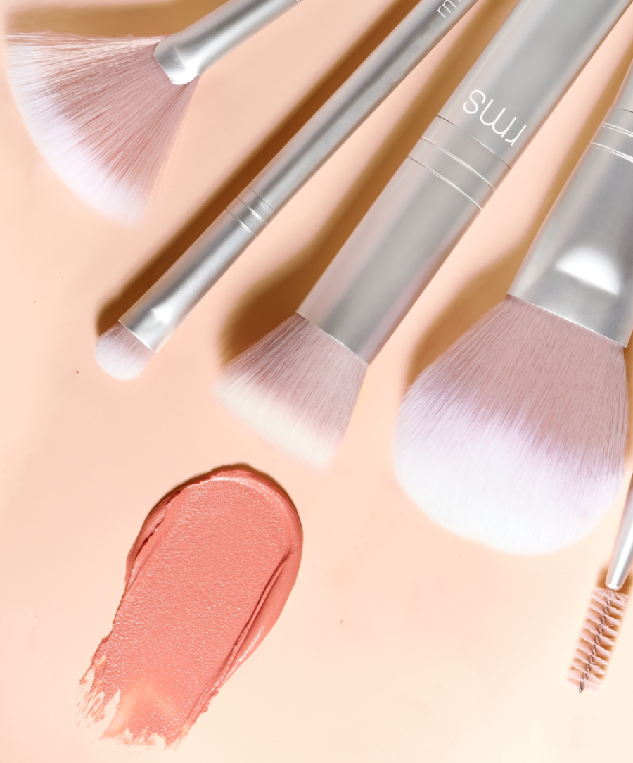 Skin2Skin Blush Brush - Everyday Beauty Essential